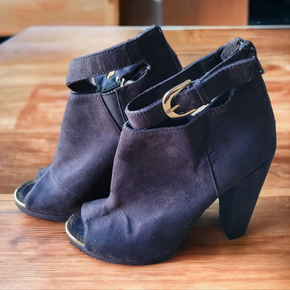 Black Suede Open Toe Mule Booties by H&M SZ 7.5 US